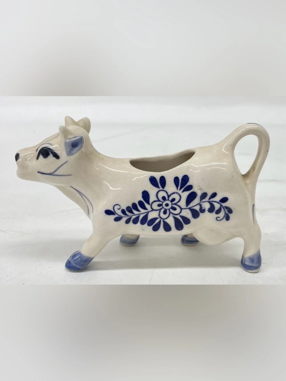 Vintage Hand-Painted Blue & White Ceramic Cow Creamer 🐄